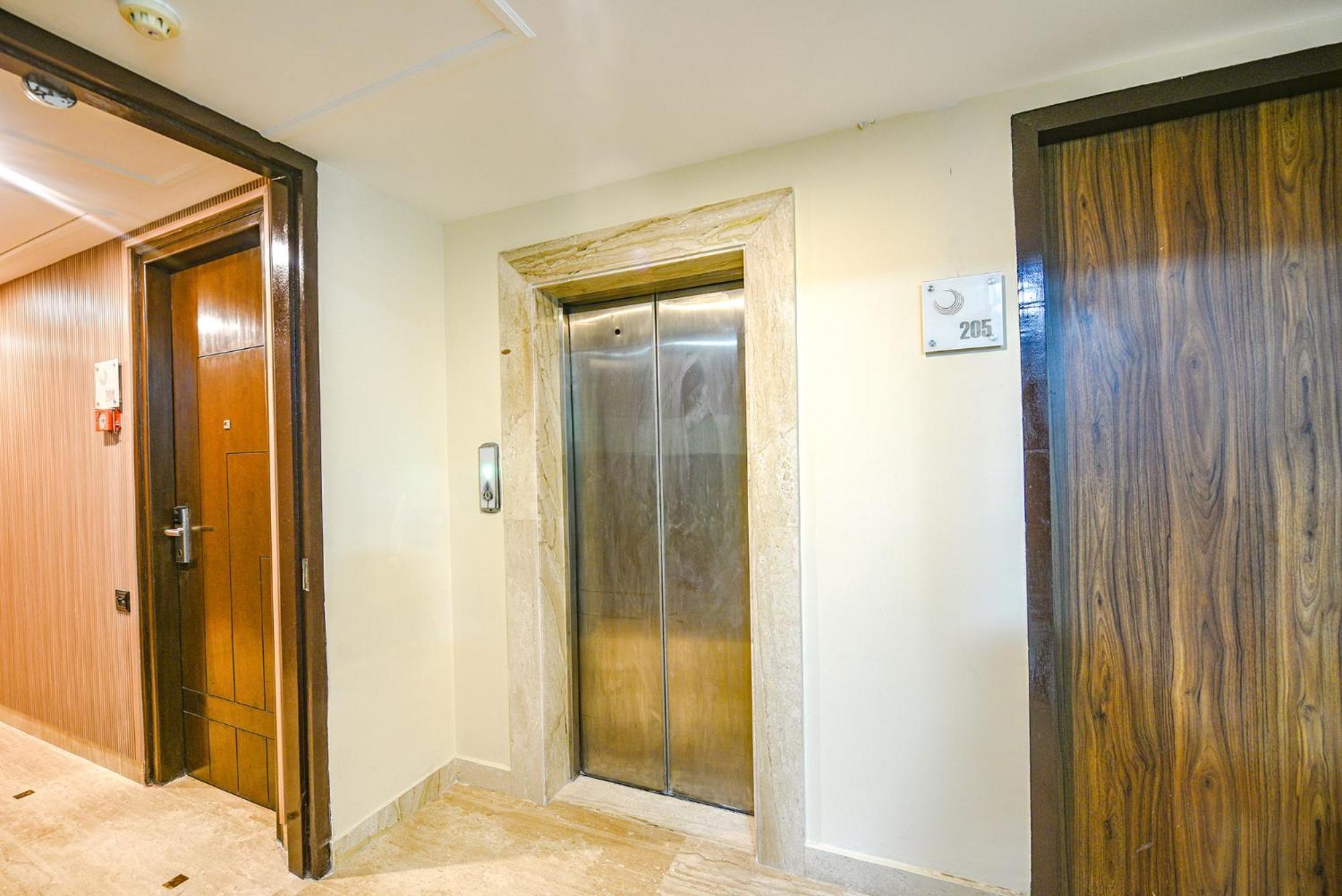 Fabhotel Aashraye New Delhi Eksteriør bilde