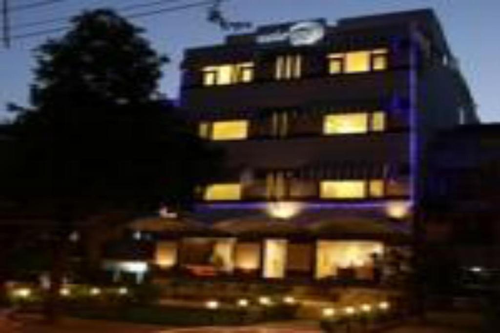 Fabhotel Aashraye New Delhi Eksteriør bilde